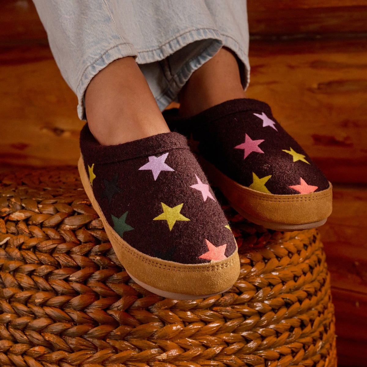 10077 Women's Forest Mule Slippers #color_chocolate-owl
