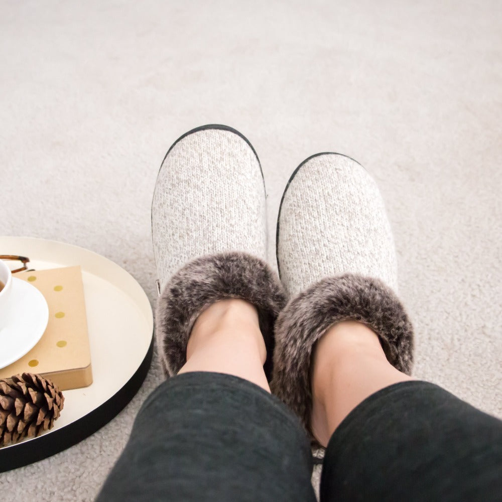 Women's Faux Fur Chinchilla Ragg Slippers on figure sitting on floor with coffee#color_red