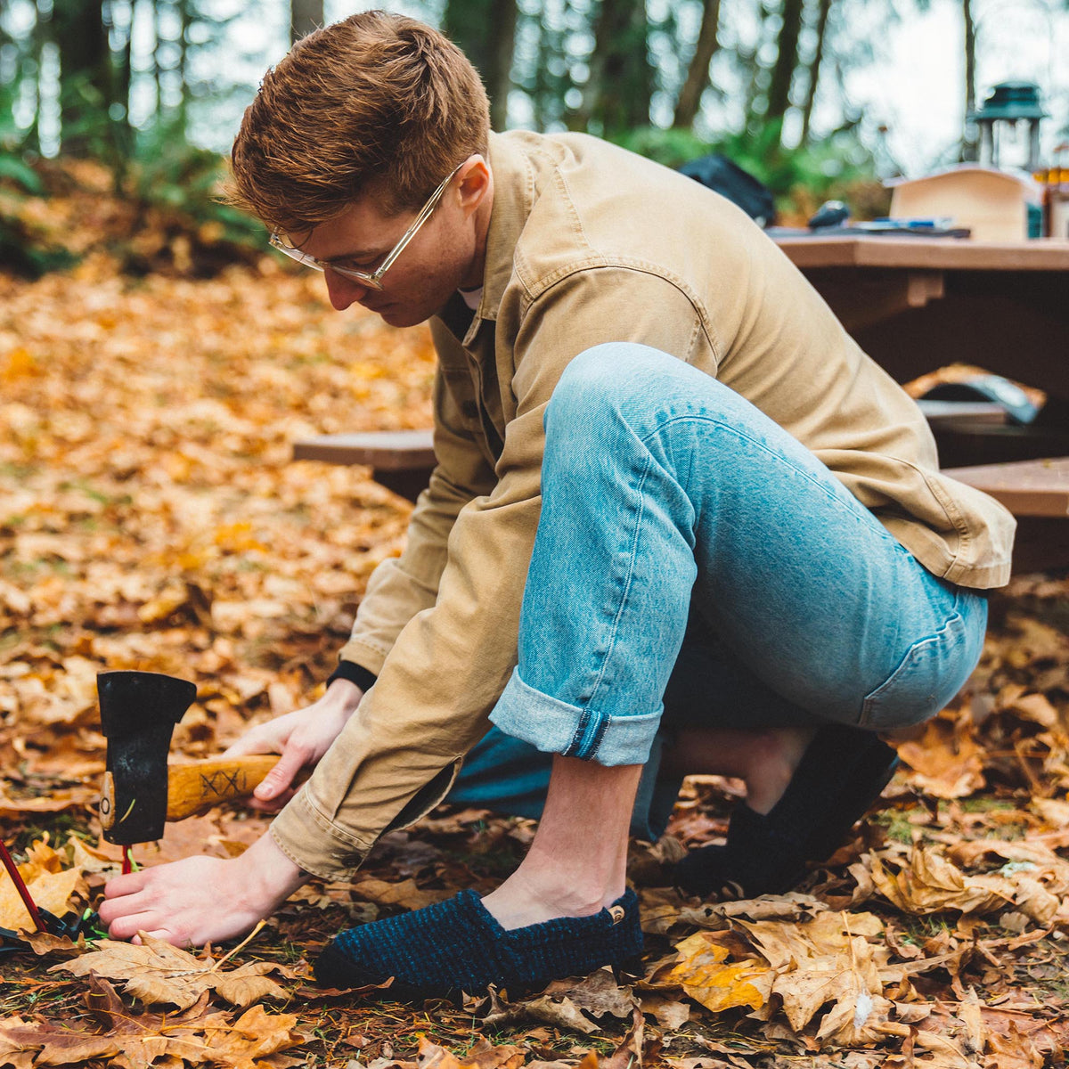 Men's Original Acorn Moccasins in Black #color_dark-charcoal